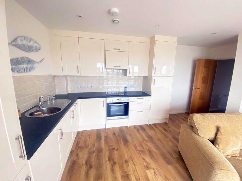 Lounge/Kitchen