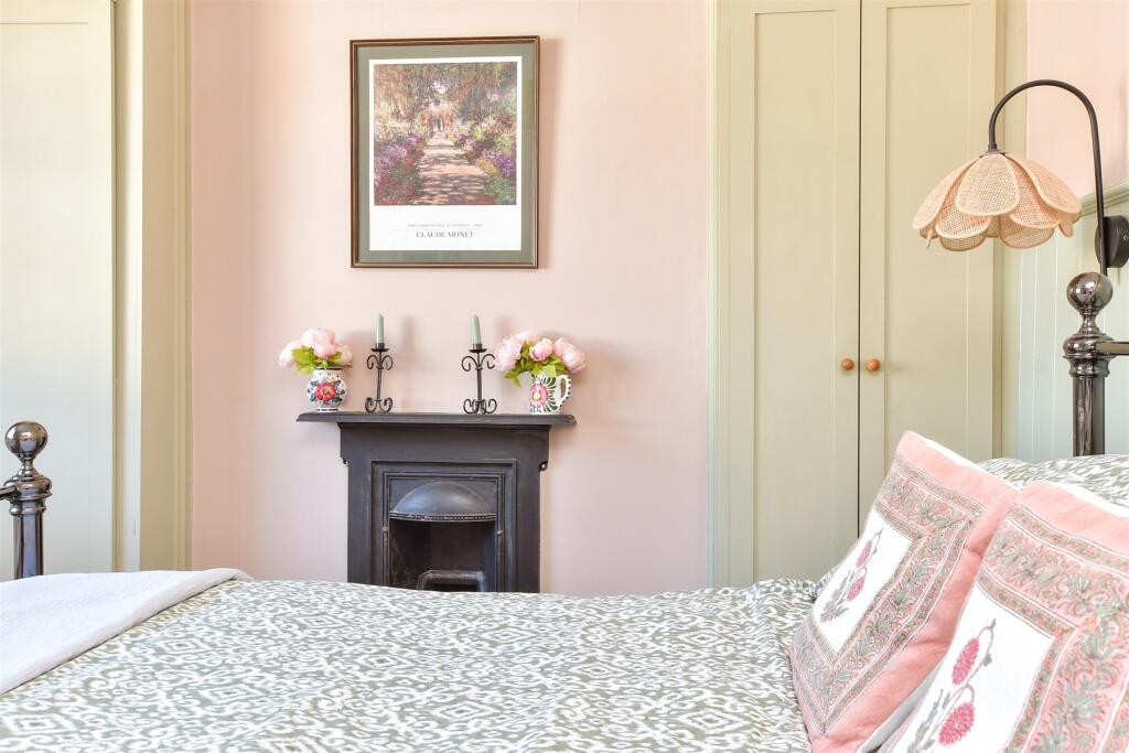 Internal Lifestyle Photograph