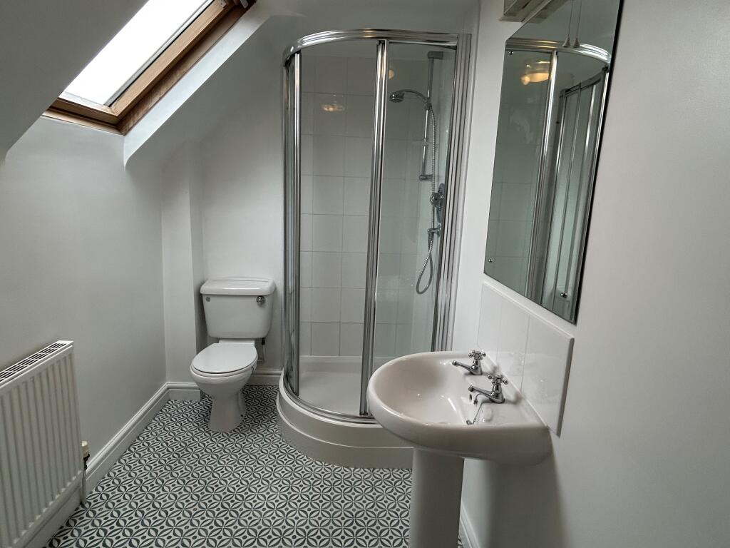Bathroom T202403081635.jpg