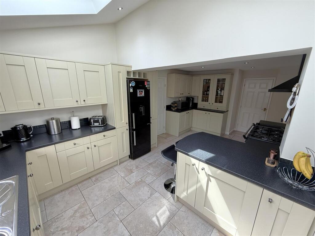 Kitchen B.JPG