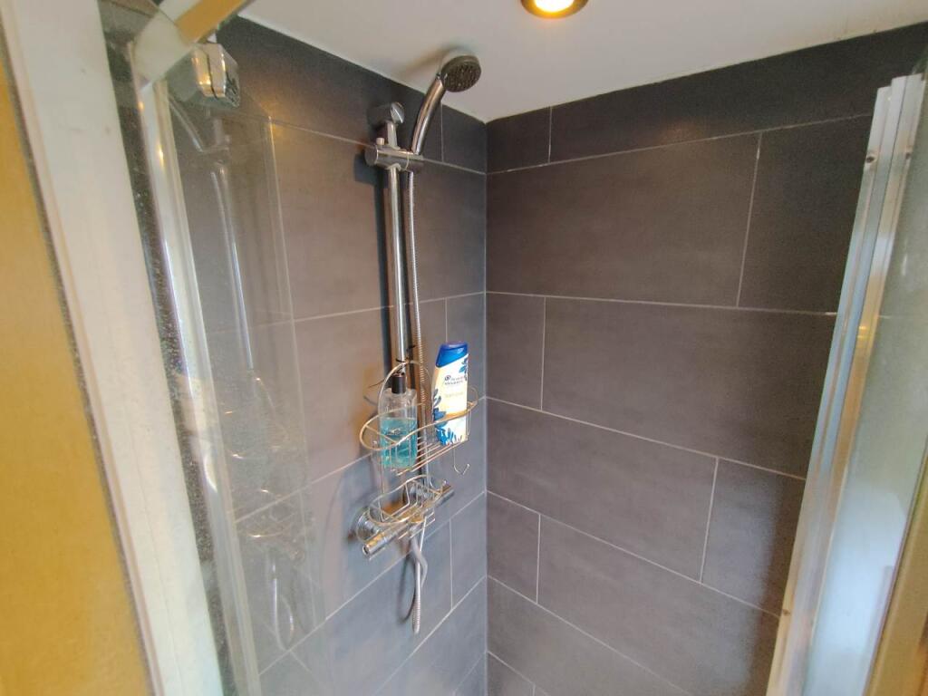 Ensuite (2)
