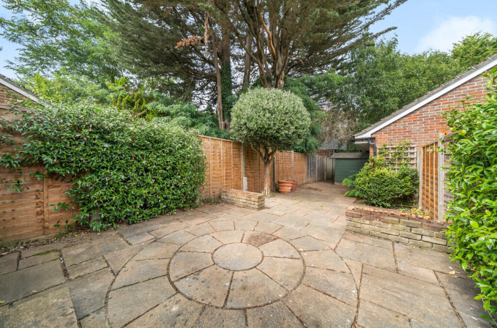 1328547-1-688dfeb...