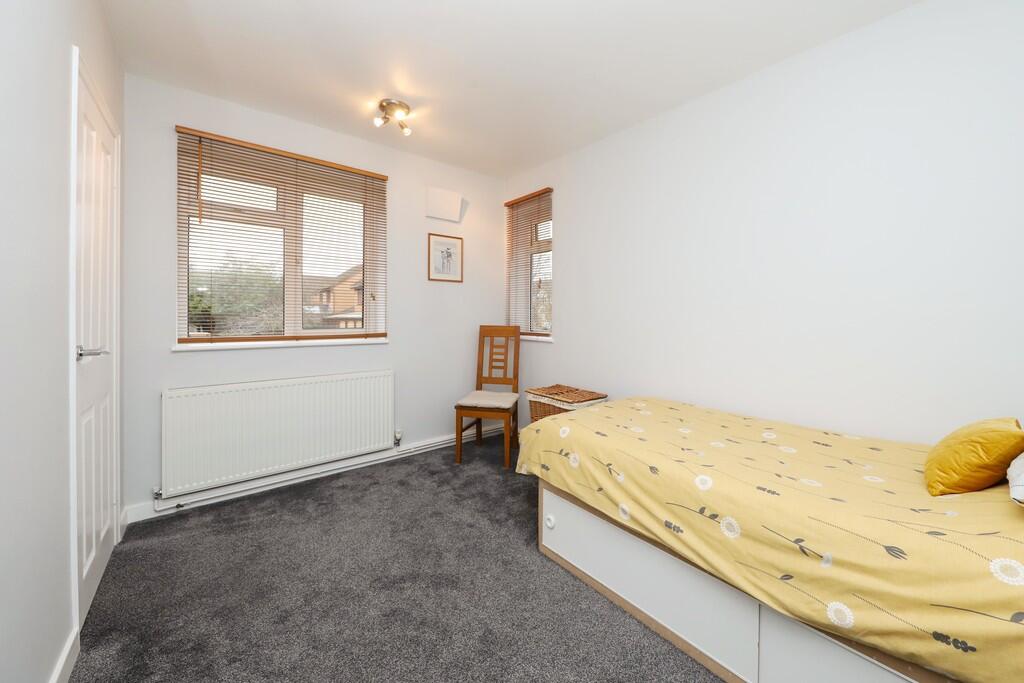 44 Chamberlain Wa...