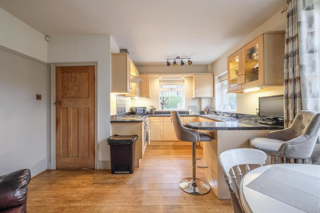 Open plan Kitchen/Diner/Living Space