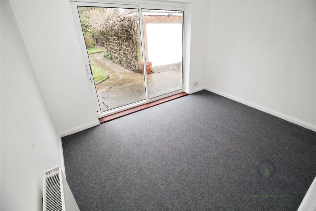 Bedroom 2/Dining Rm