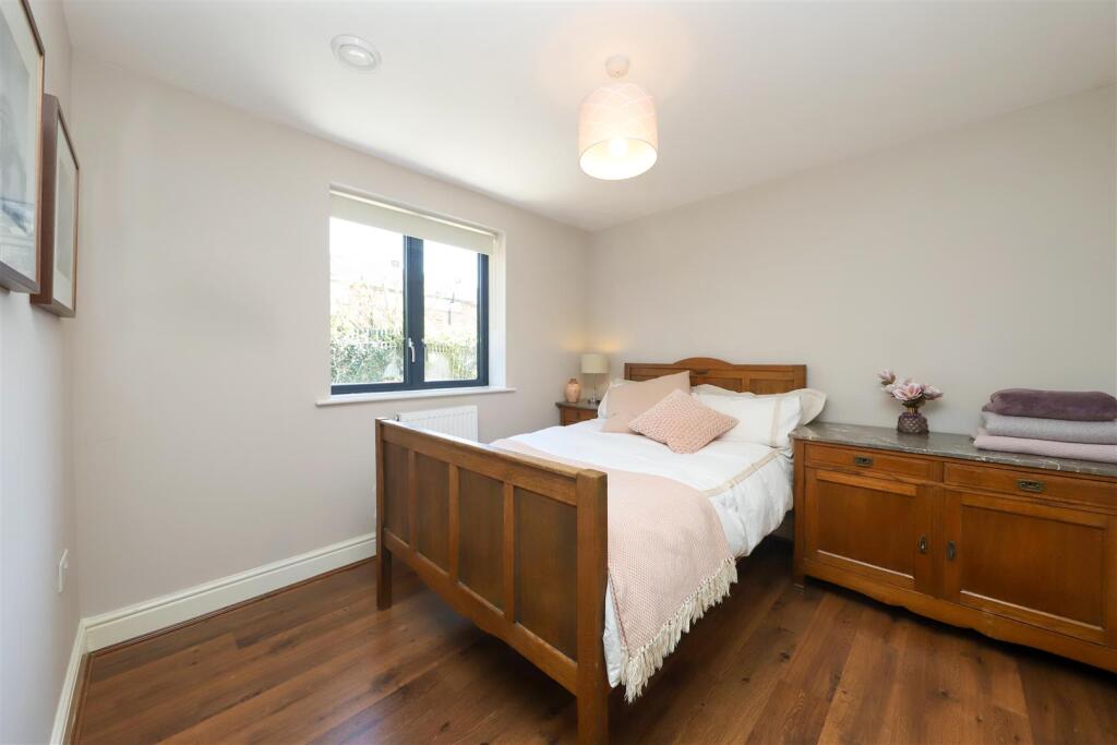 Second bedroom