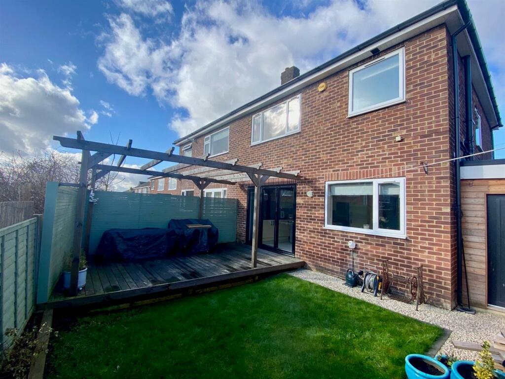 crossley lane 44 rear.jpg