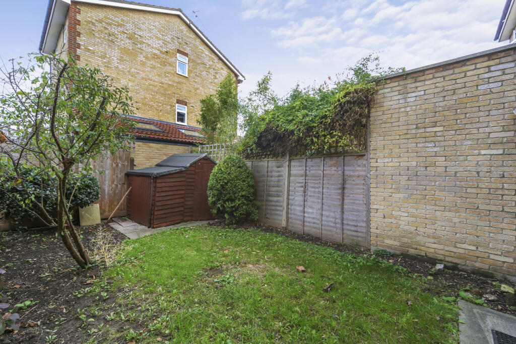 eDJNW0551_2_edited.j