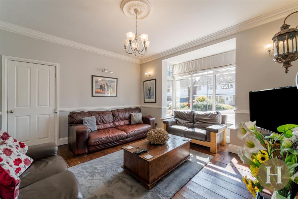 Hadleigh Estate Agents-60.jpg