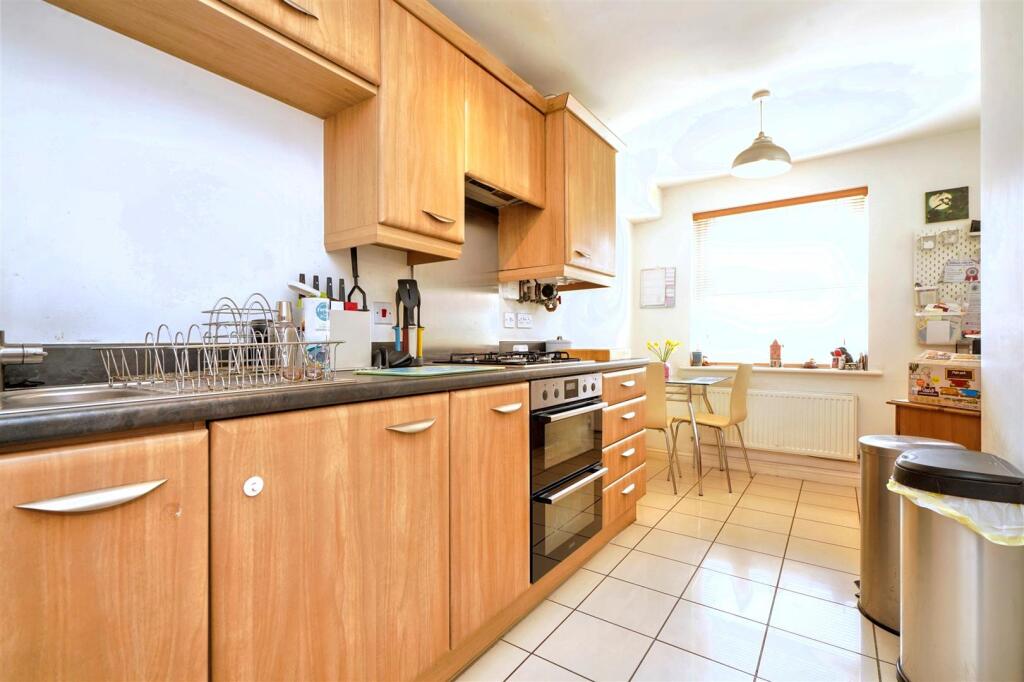 Kitchen_1.jpeg