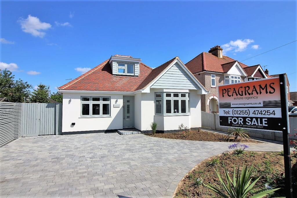 Bedford Road, Holland on Sea