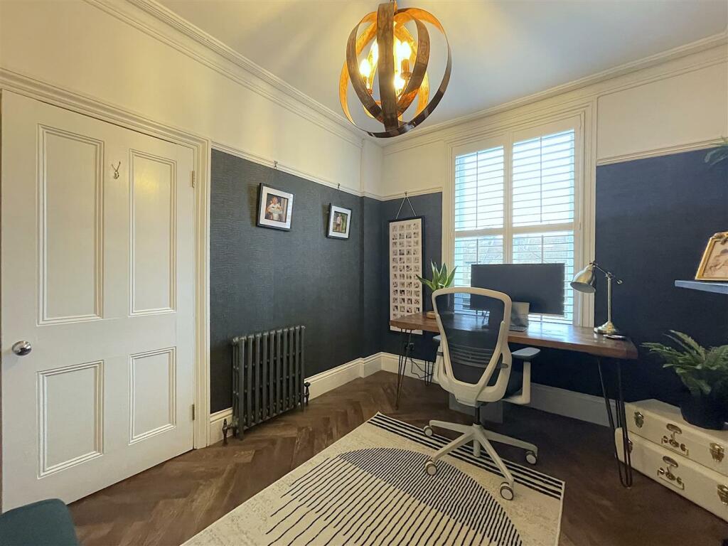 Home Office (3).jpeg