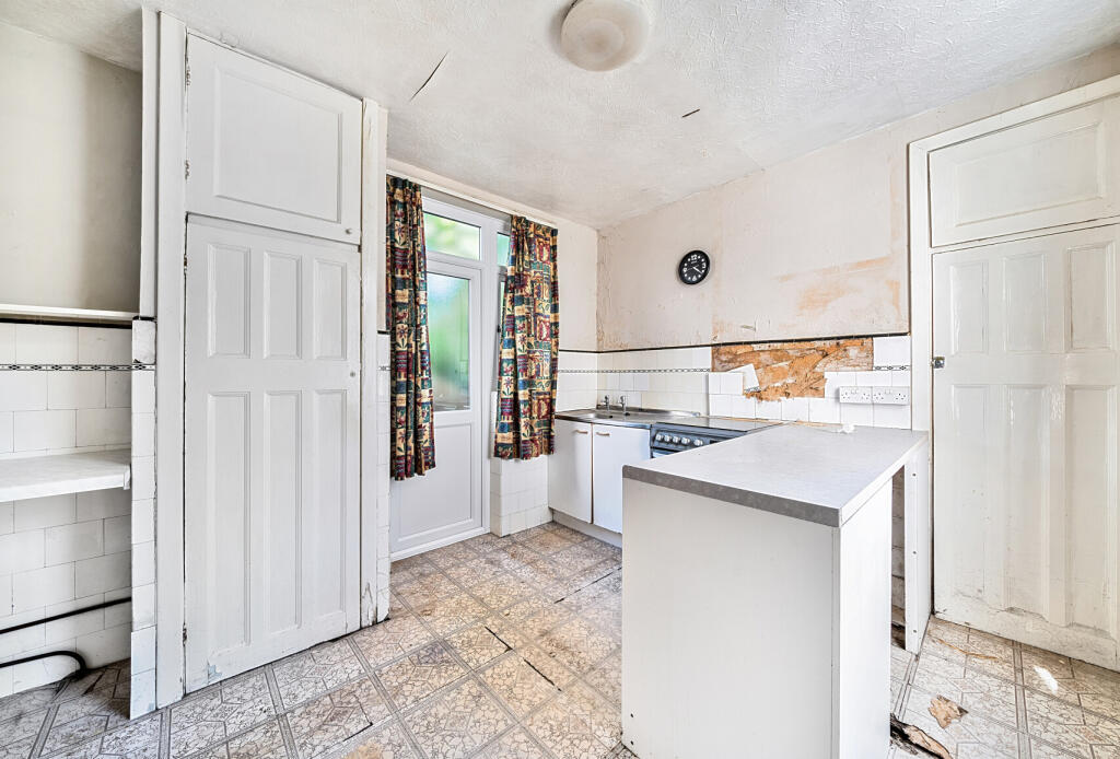 1298372-16-682c42...