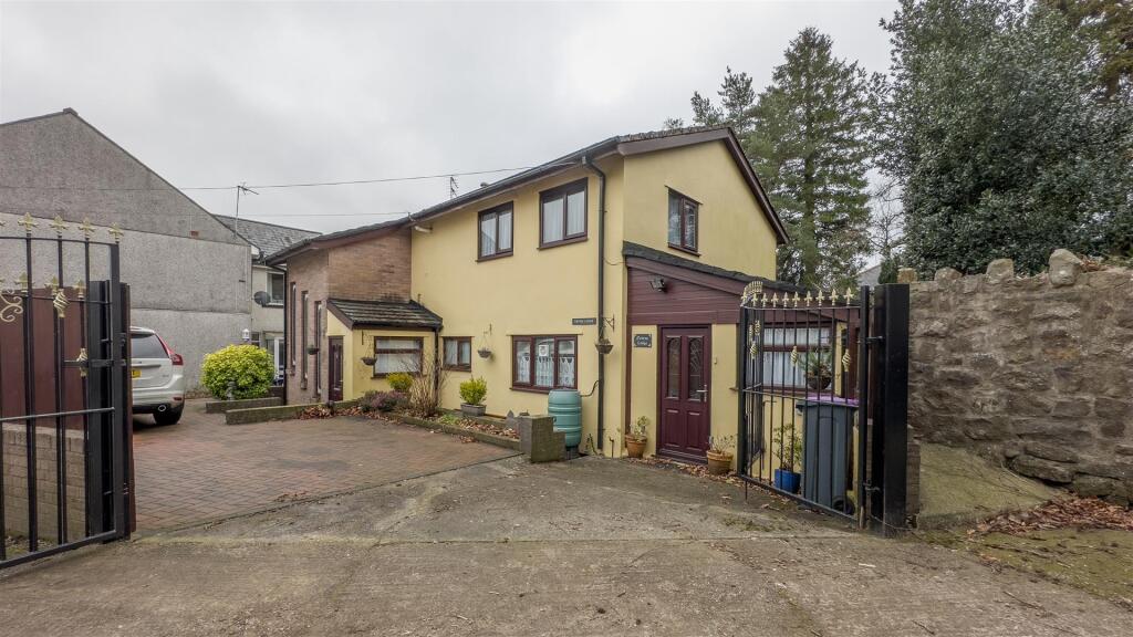 Fir Tree Lodge-54.jpg