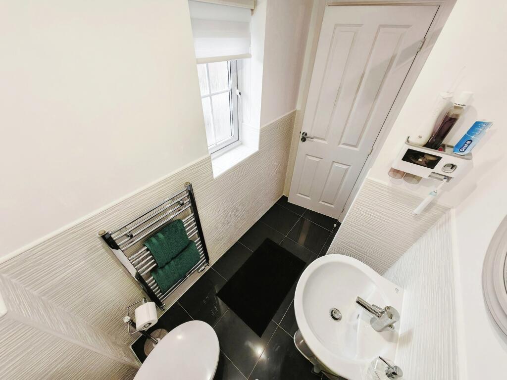 Ensuite