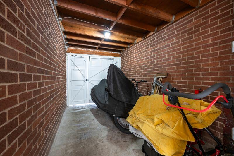 GARAGE (INTERNAL)