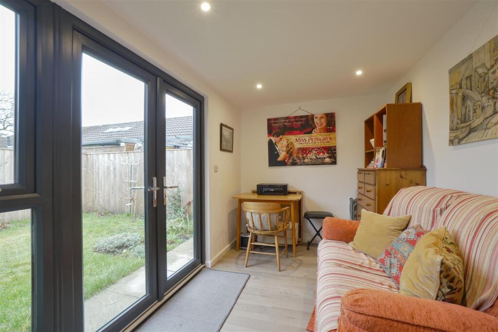 Garden Room / Studio