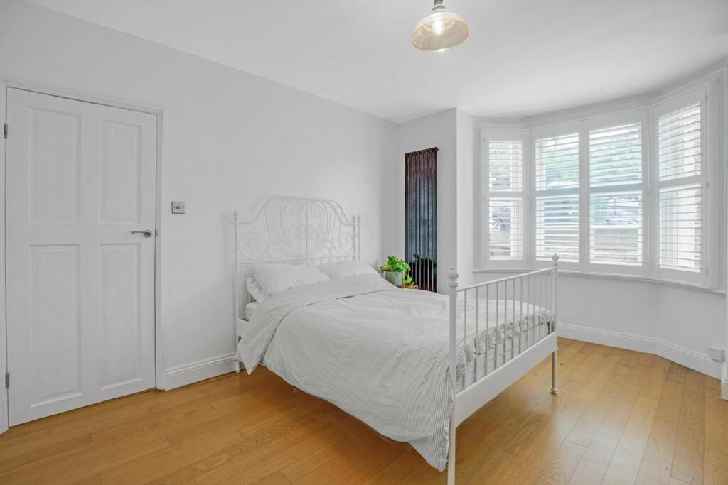 01-db8084188-PED CP-JJ-Becondale Rd-16.jpg