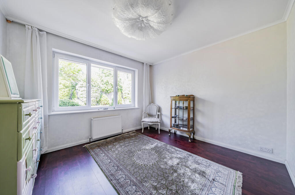 1287395-6-68249cd...