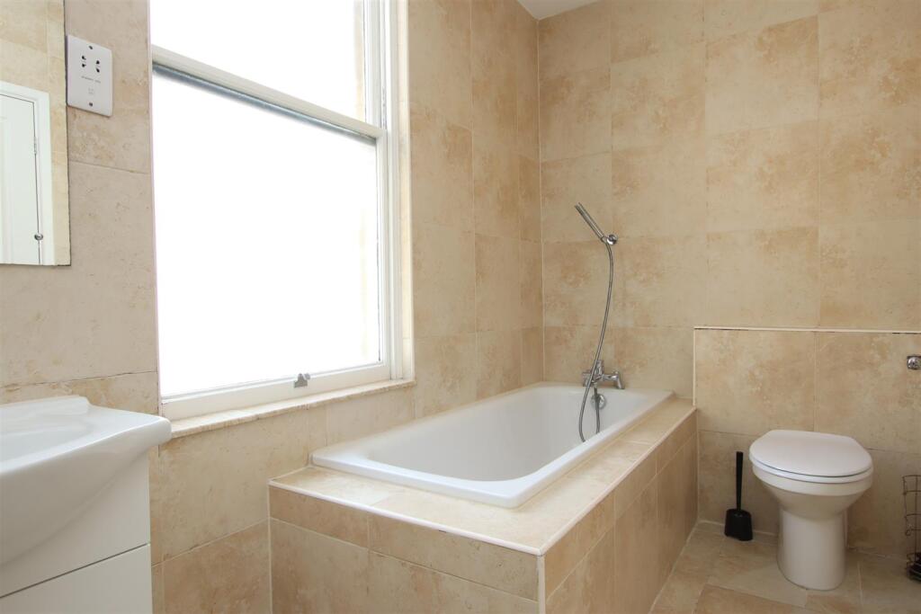 Bathroom.JPG