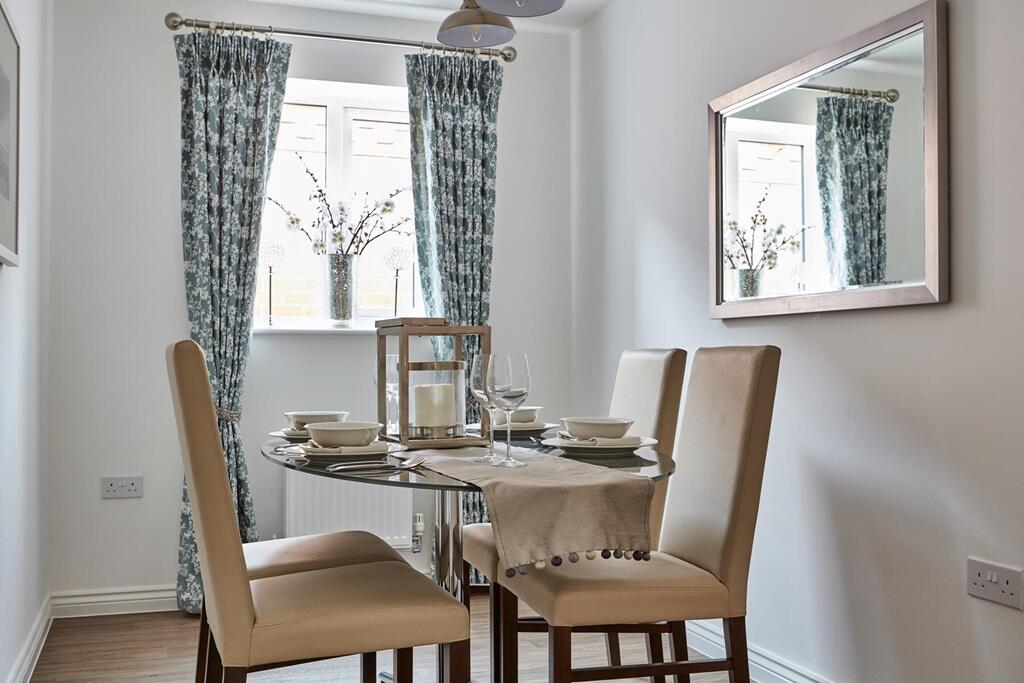 An example of a bungalow dining area