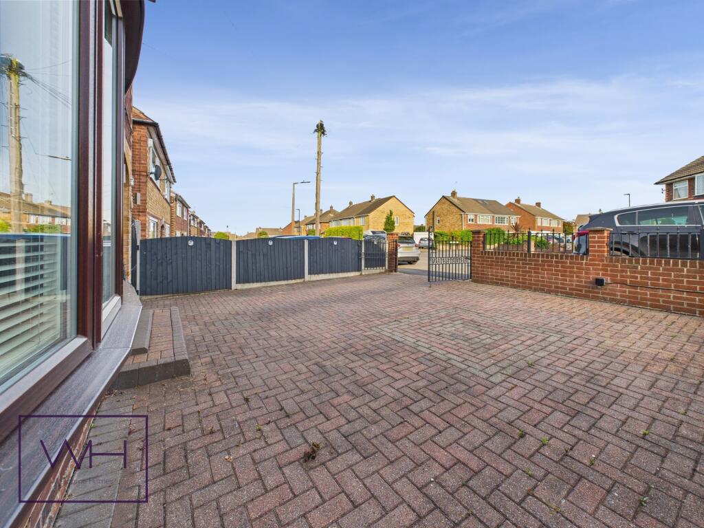 CAM03785G0-PR0258-ST