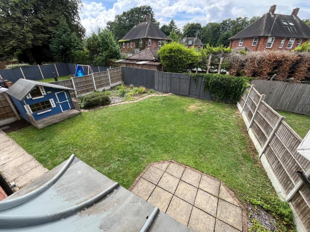Blackthorne close 2.jpg