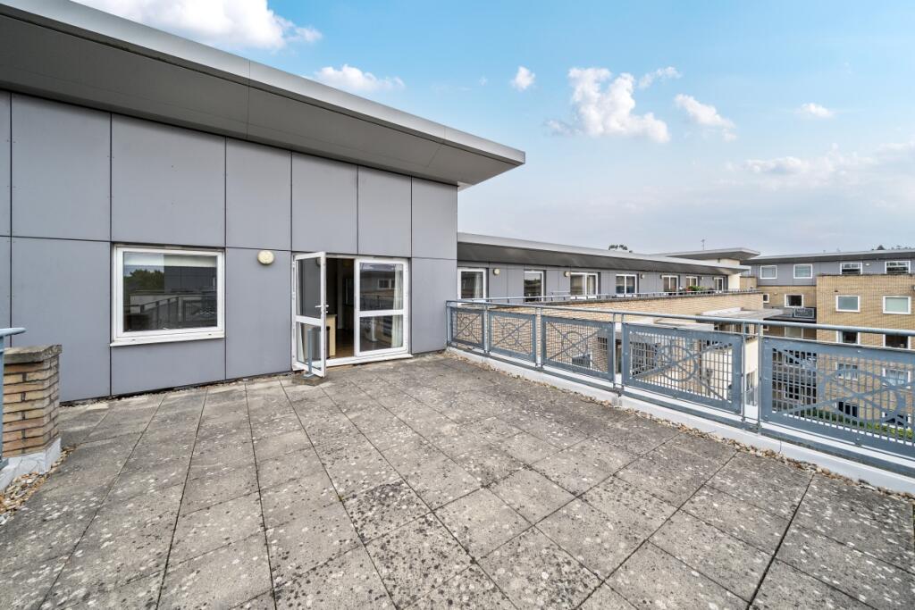 1369552-1-68ef7b3...