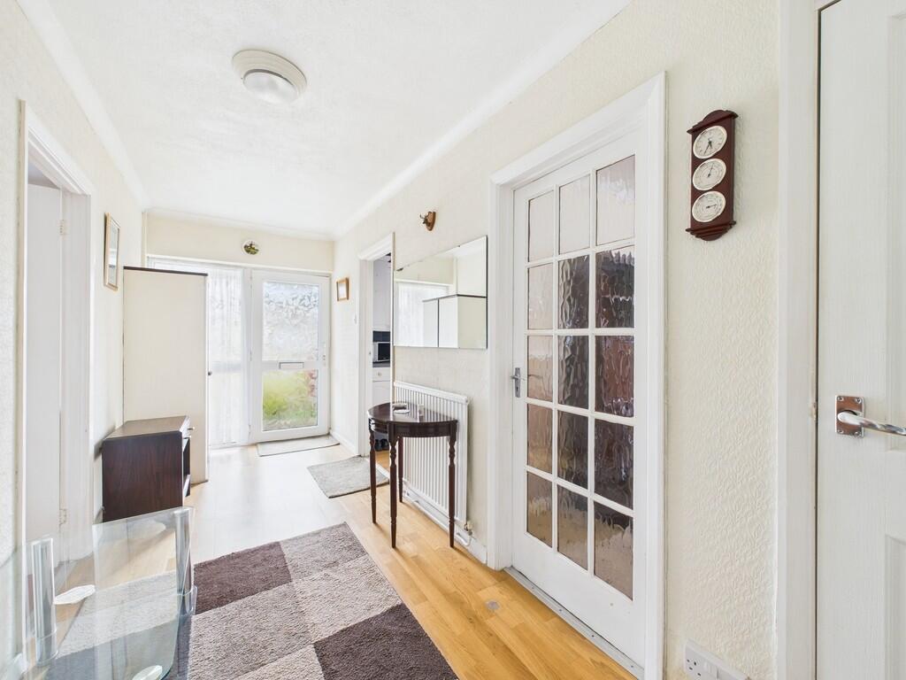 CAM02089G0-PR0458...