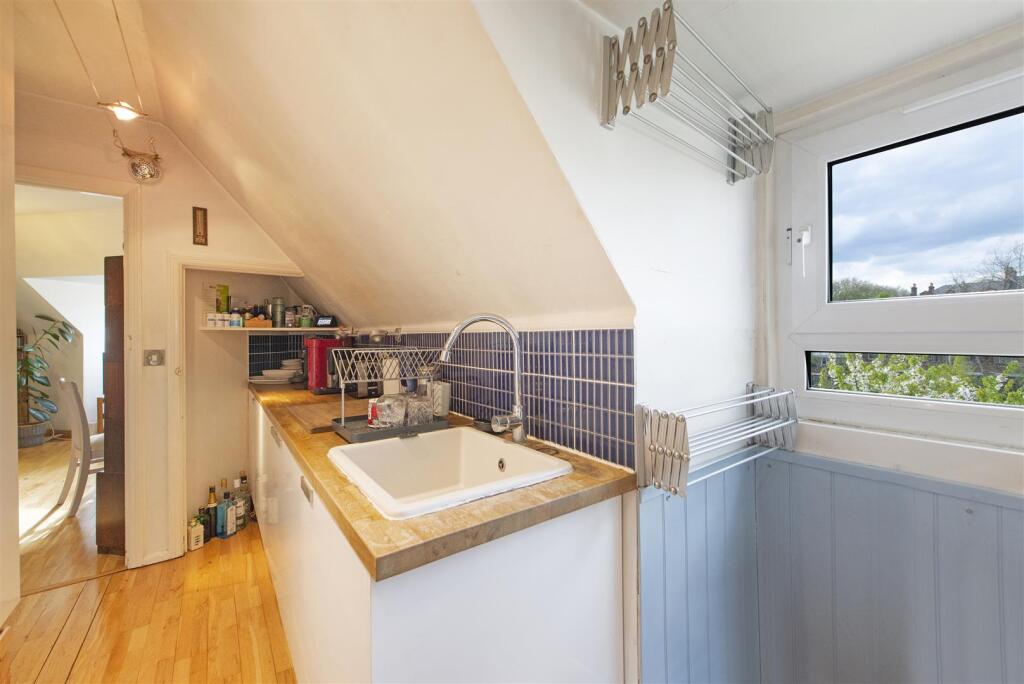 52242  Hi res (14).jpg