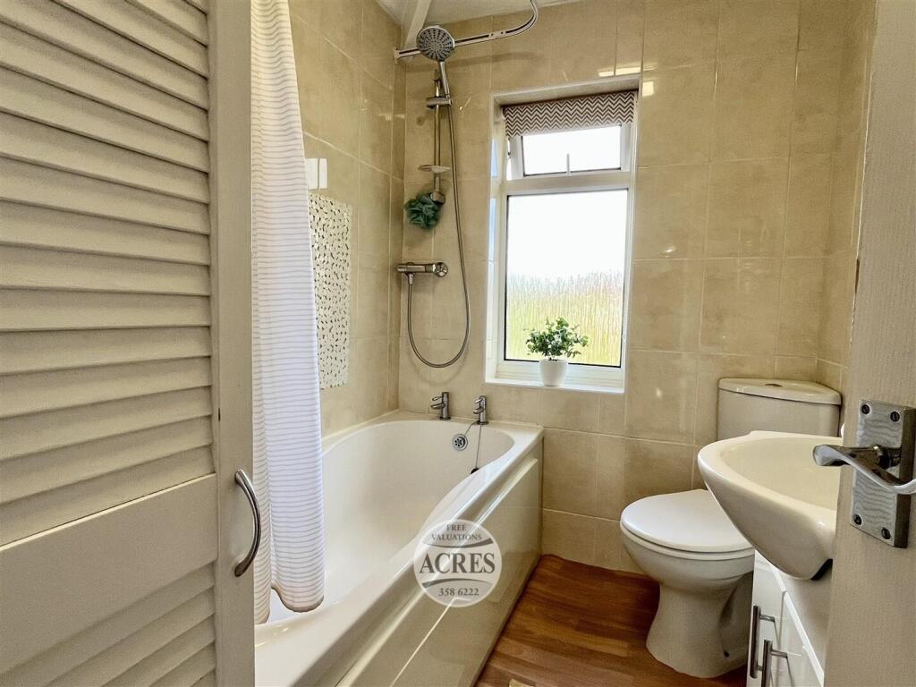 image00029 (Large).jpg