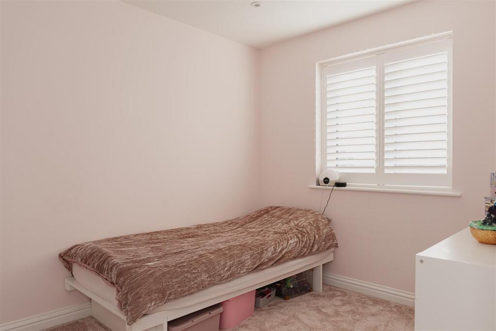 Tulyar Mews, Nork Gardens, Banstead