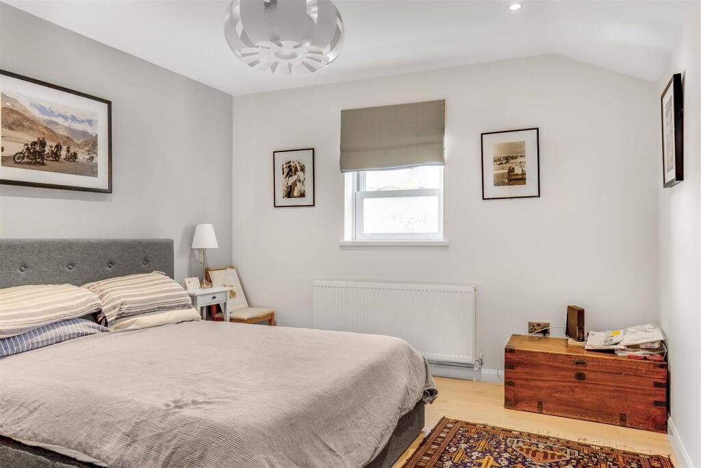 _Cinnamon_Apart__Hamilton_Rd__Wimbledon_SW19-4.jpg