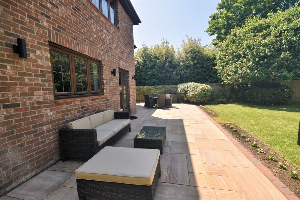 NEW Rear Patio 2.jpg