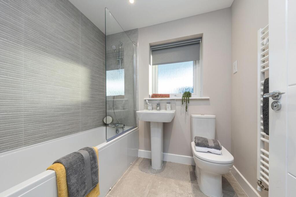 The Eveleigh - Kirkleatham Green - Typical photogr