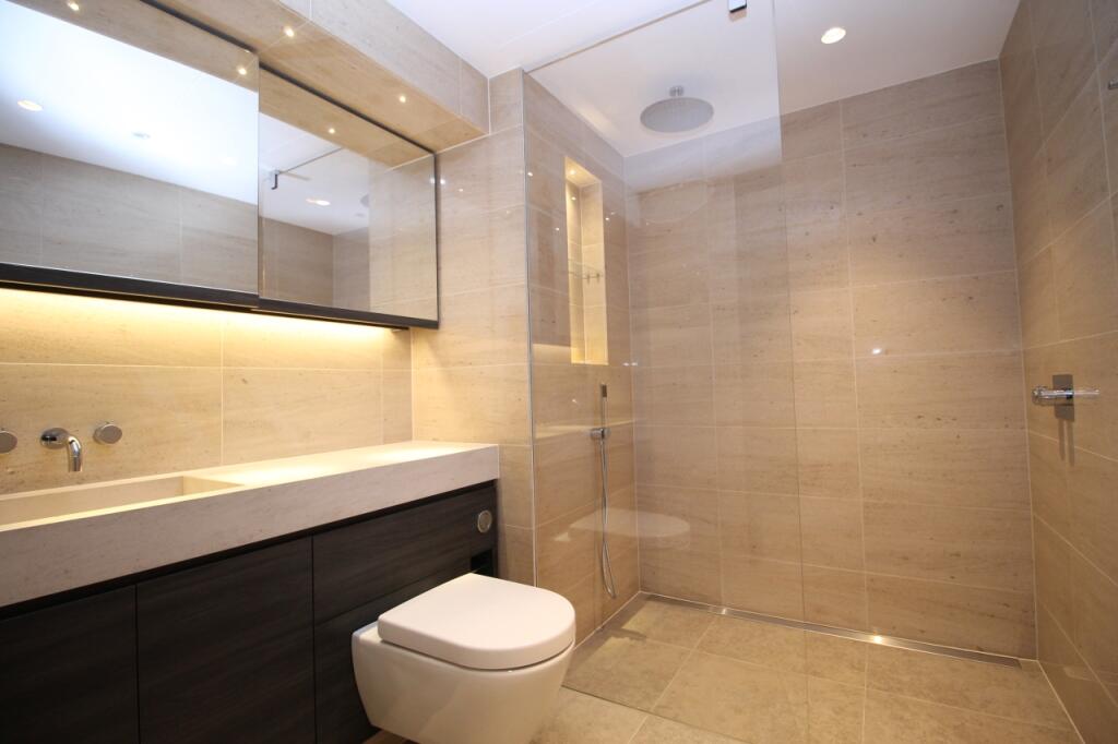 Bathroom One Blackfr
