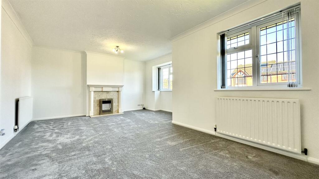 Lounge Dining Room - 1.jpg