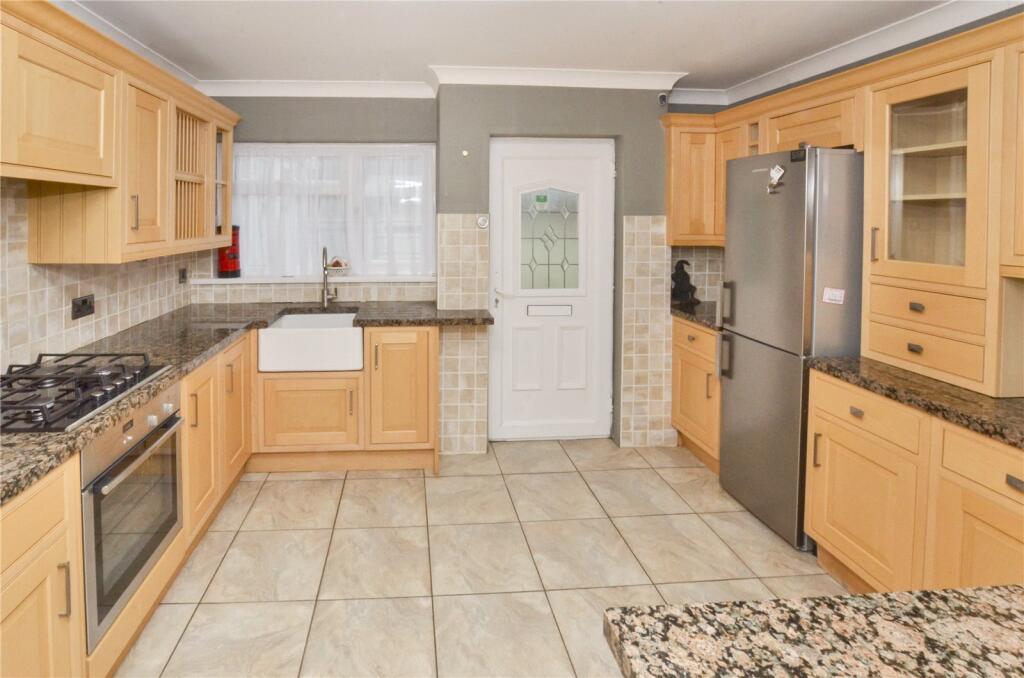 Kitchen/Breakfast Rm