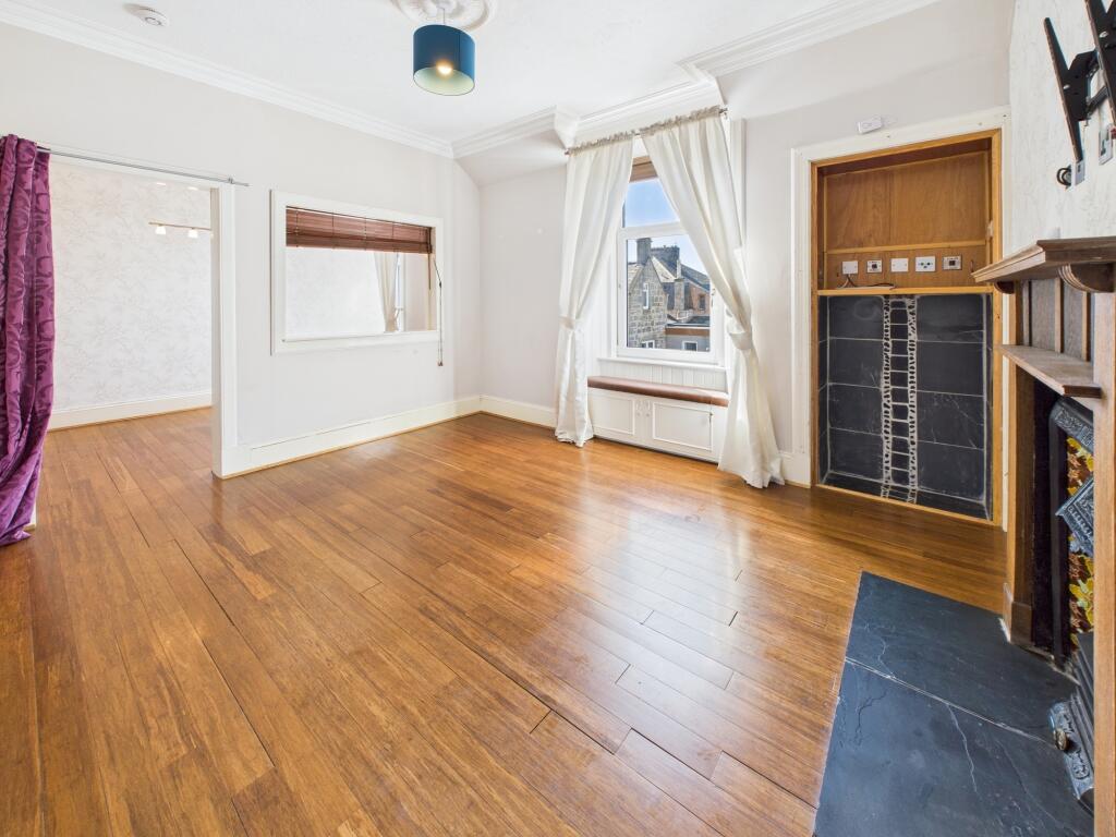 CAM03185G0-PR0094-STILL013