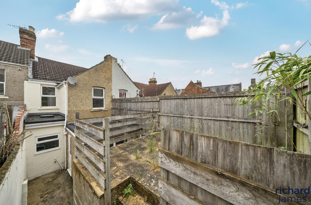 254711325987485db949b49684eefab1