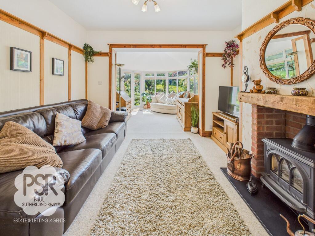 Open-Plan Sitting Room