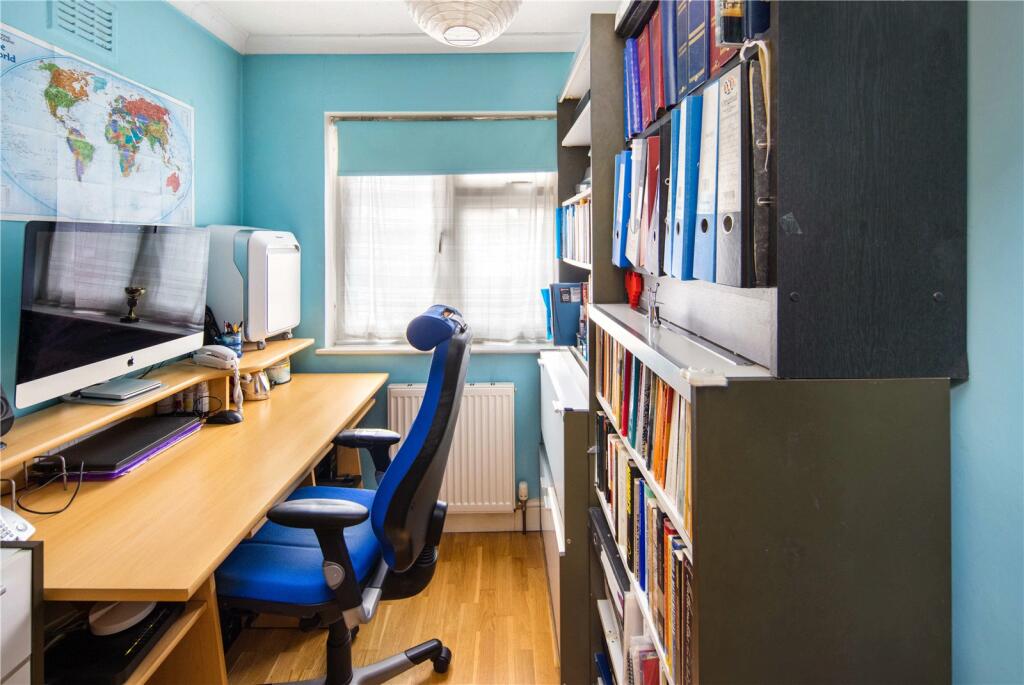 Bedroom 4/Study