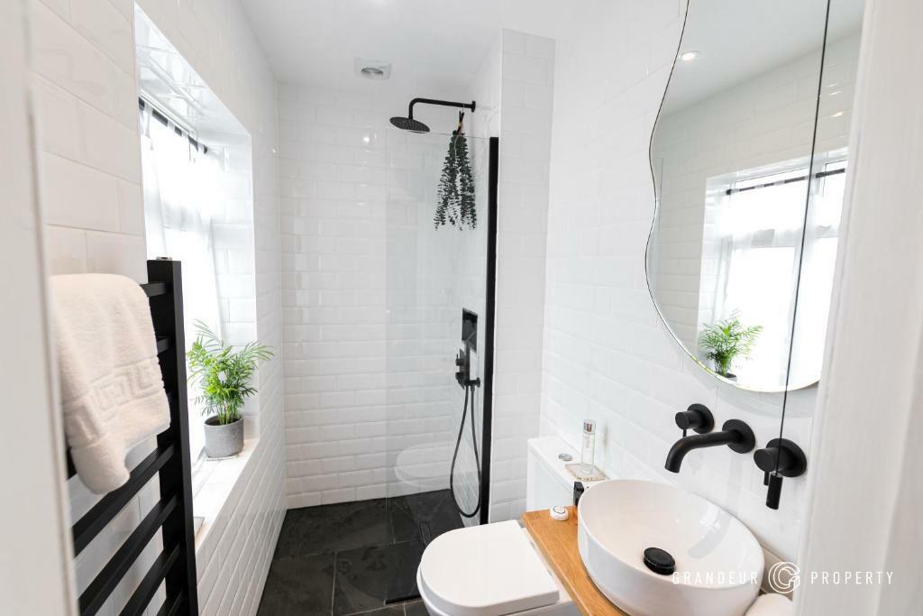 Ensuite.jpg
