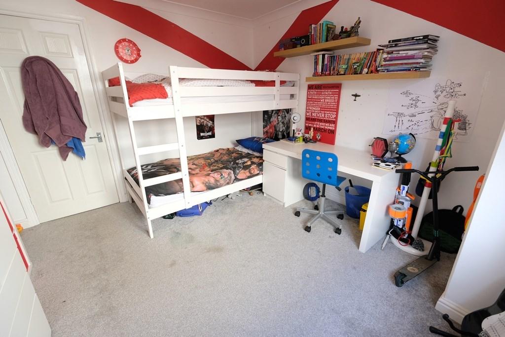 BEDROOM 3