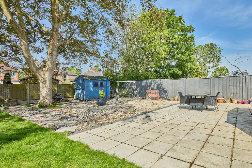 Edward Knight 202...