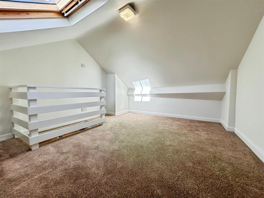 b11645aa--4697-BDE0-05E6CCCD4C98-19006-00000C42160