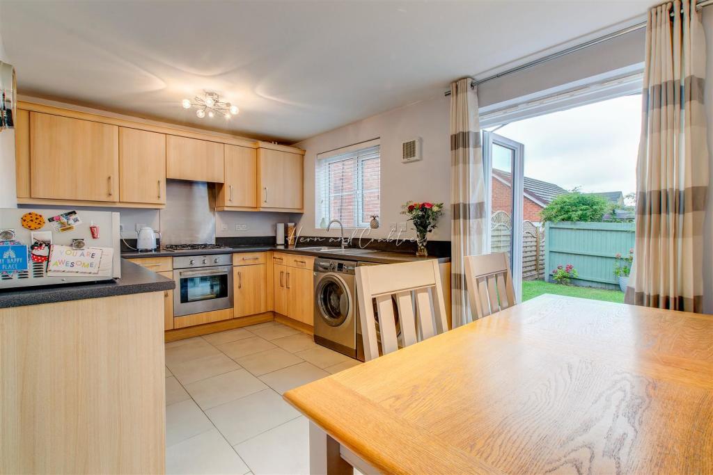 Watkins Square, Llanishen, HernCrabtree (1).jpg