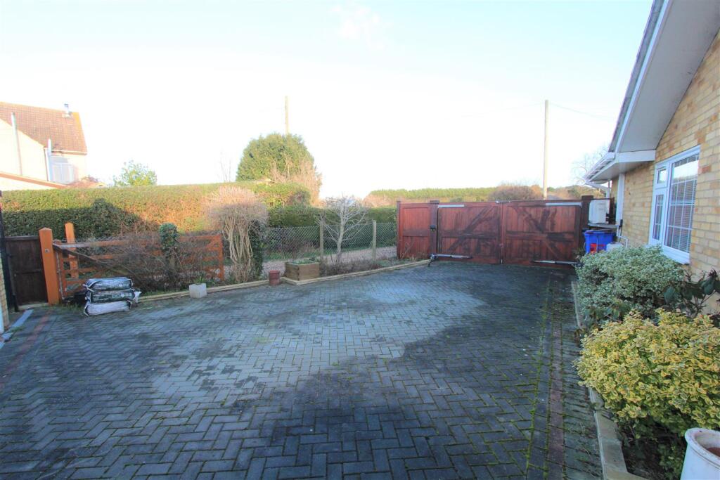 Additional Off Road Parking