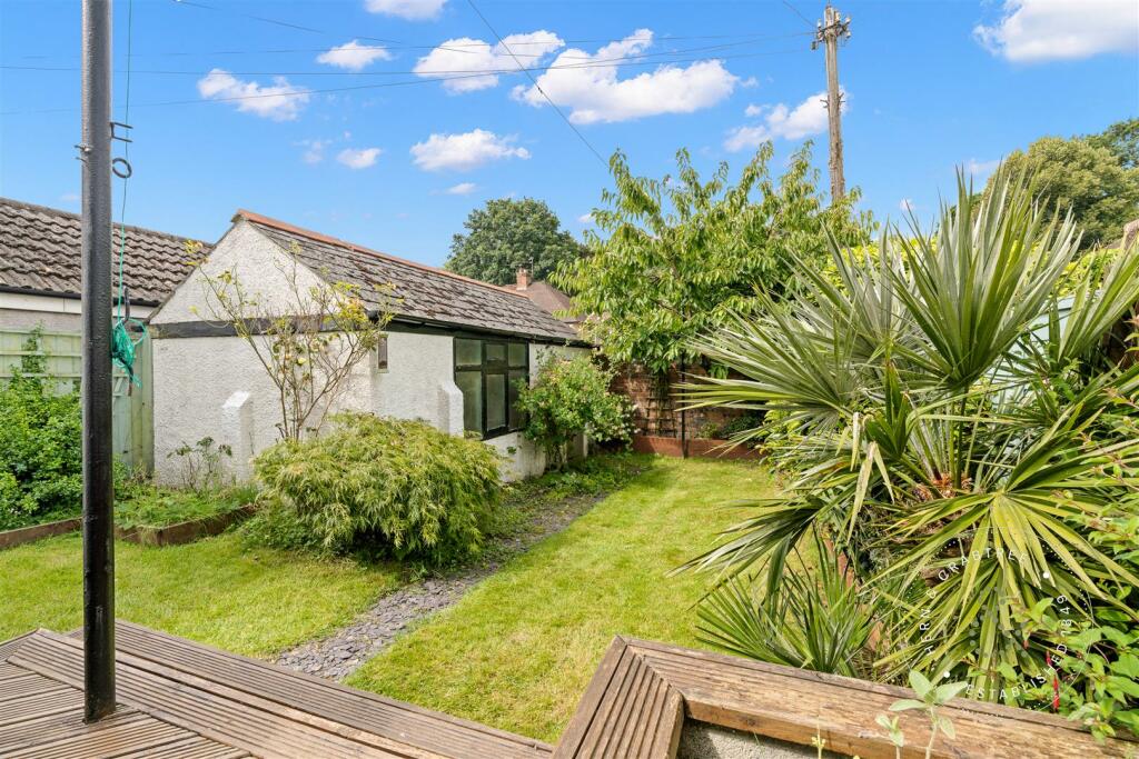 Allensbank Road, Heath, Hern Crabtree (14).jpg