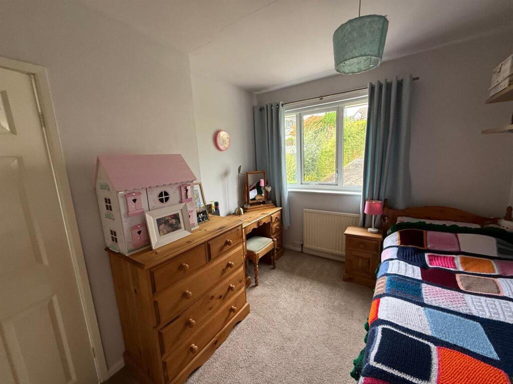 3 Bed Detached, Silsden